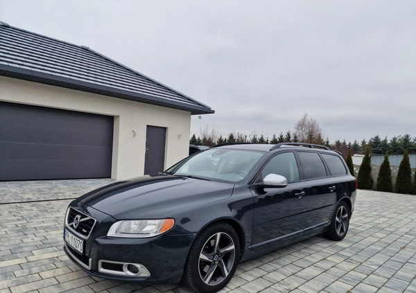 Volvo V70 cena 35900 przebieg: 166000, rok produkcji 2013 z Pleszew małe 379